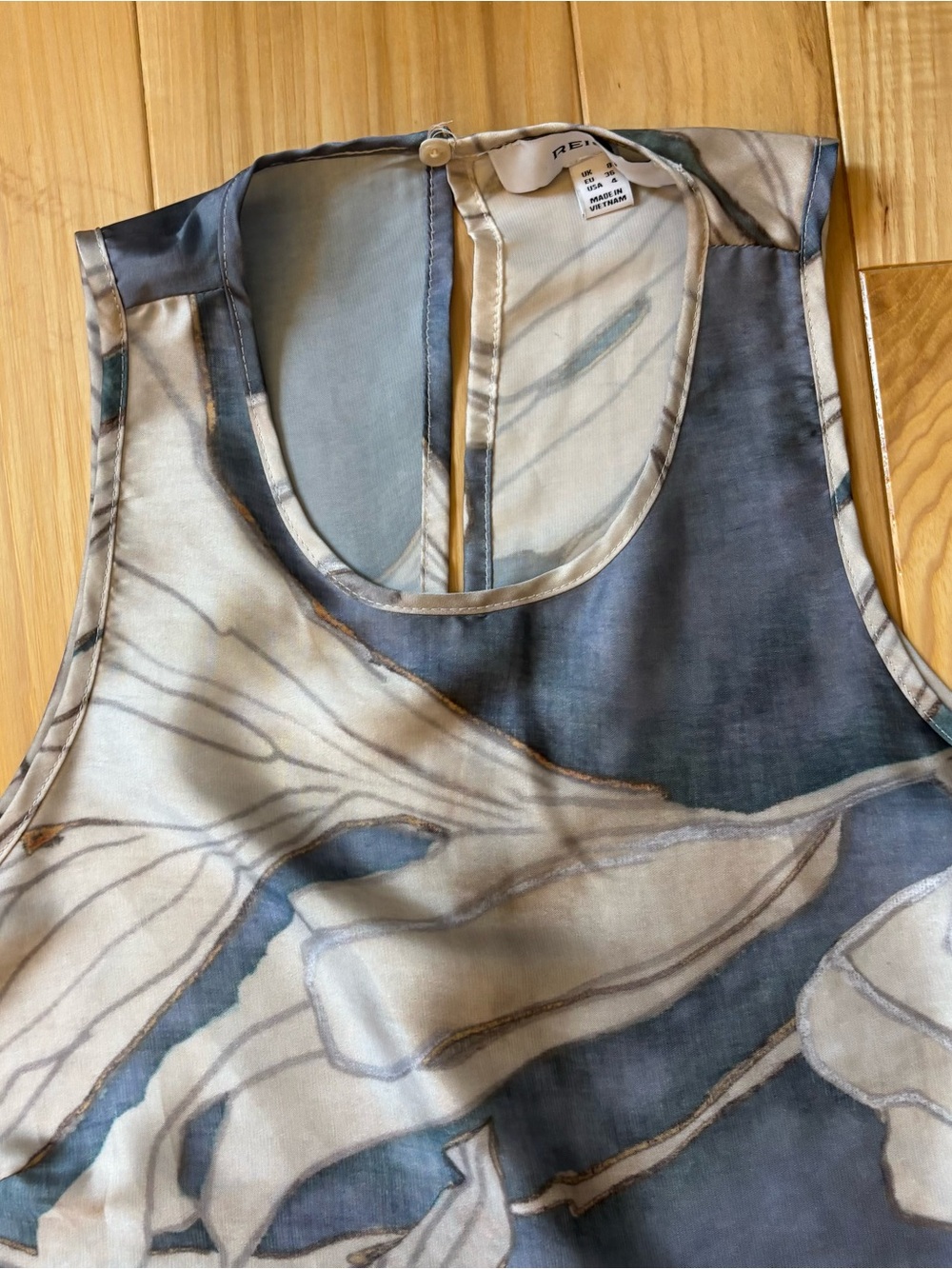 Reiss Mieke Floral Satin Drape Midi Dress - Picture 3 of 10